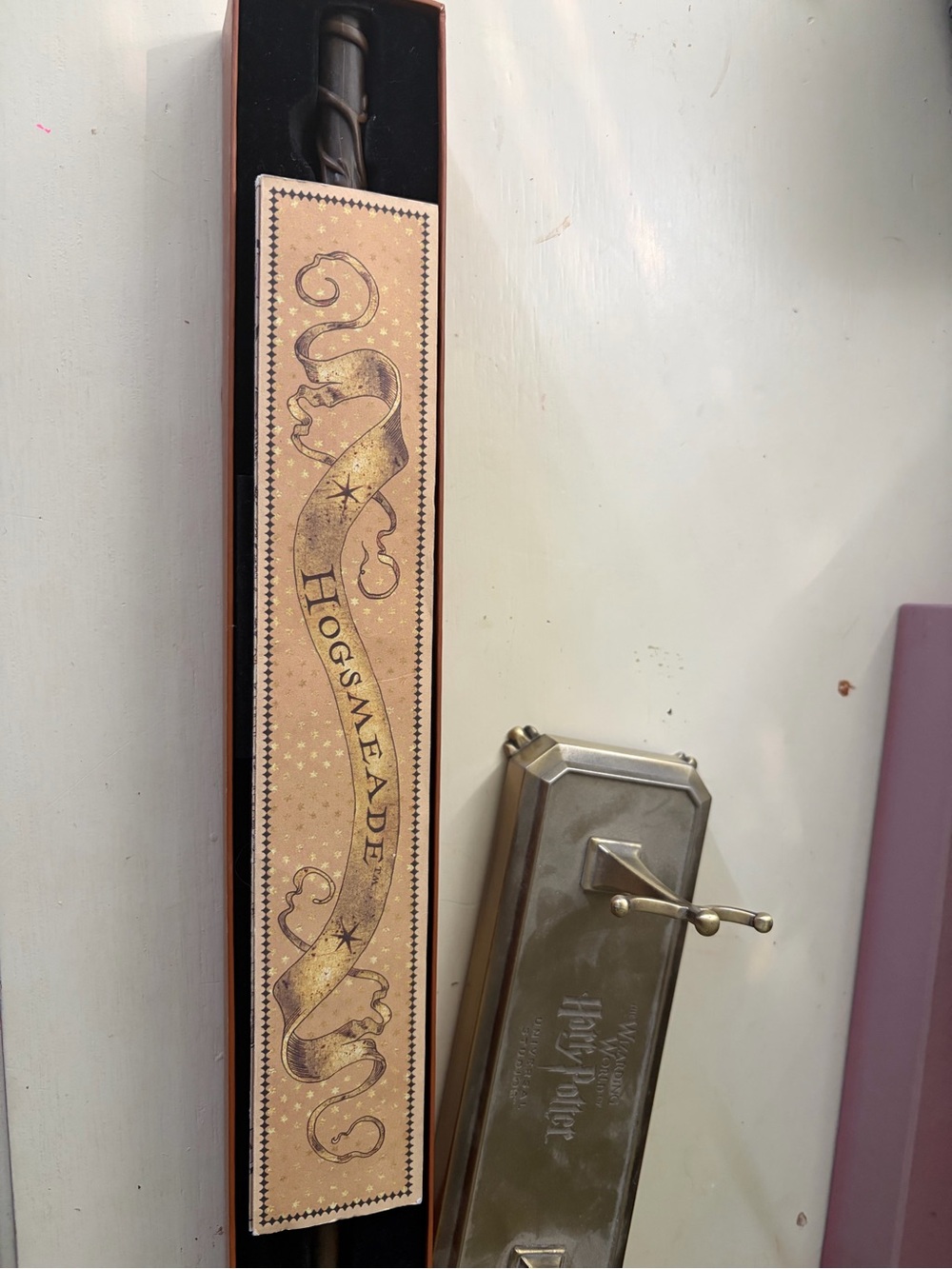 Warner Bros. Harry Potter Bronze Wand Stand and Box - Brown - Picture 3 of 6